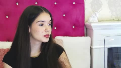 Snapshot of alexisdevine chatting on 05.14.26 alexisdevine online show from 05.14.26