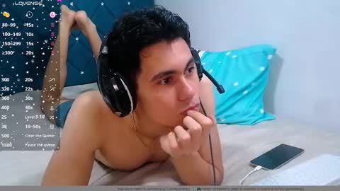 Snapshot of alexispaez457062 chatting on 01.14.25 Alexis online show from 01.14.25
