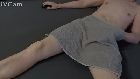 Snapshot of alexizonov chatting on 12.05.25 Alex online show from 12.05.25