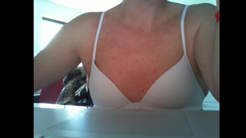 Alexia online show from 10.08.25