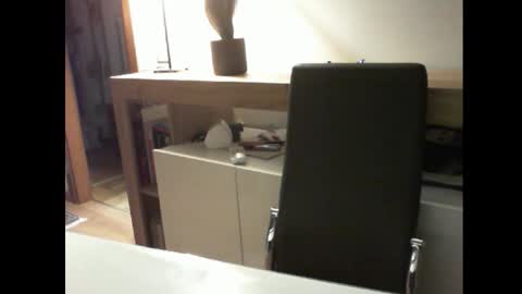 Alexia online show from 02.12.26