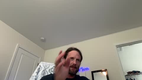 Snapshot of alexmanndickerson chatting on 01.23.25 Alex Mann online show from 01.23.25