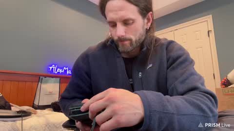 Snapshot of alexmanndickerson chatting on 02.04.25 Alex Mann online show from 02.04.25