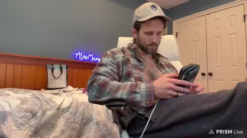 Snapshot of alexmanndickerson chatting on 02.24.25 Alex Mann online show from 02.24.25