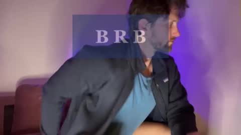 Snapshot of alexmanndickerson chatting on 11.19.25 Alex Mann online show from 11.19.25