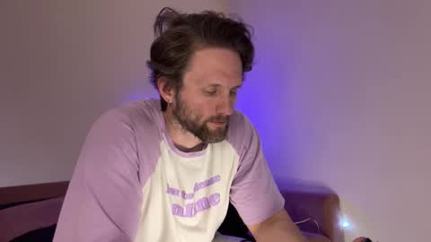 Snapshot of alexmanndickerson chatting on 11.23.25 Alex Mann online show from 11.23.25