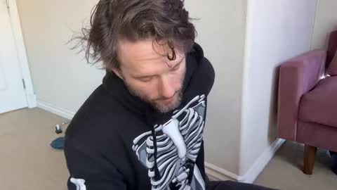 Snapshot of alexmanndickerson chatting on 01.05.26 Alex Mann online show from 01.05.26