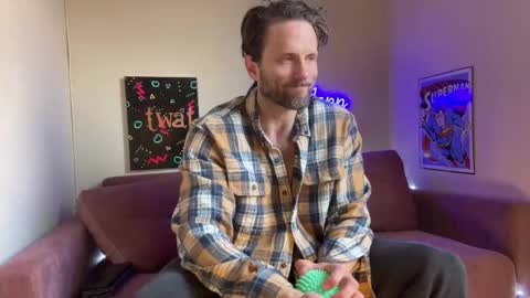 Snapshot of alexmanndickerson chatting on 01.07.26 Alex Mann online show from 01.07.26