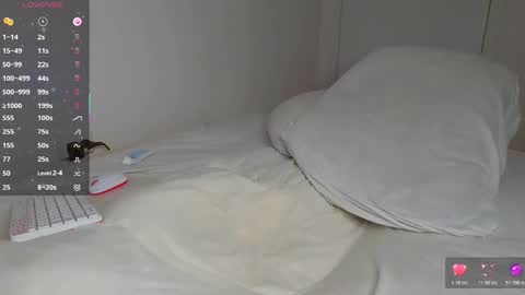 Snapshot of alexnovakk chatting on 02.28.26 Alex online show from 02.28.26