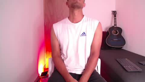 Snapshot of alexpoirier chatting on 01.12.25 Alex online show from 01.12.25