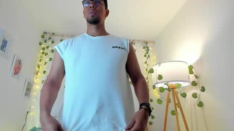 Snapshot of alexpoirier chatting on 02.21.26 Alex online show from 02.21.26