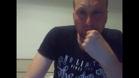 Snapshot of alexswitch8888 chatting on 05.26.26 Alex online show from 05.26.26