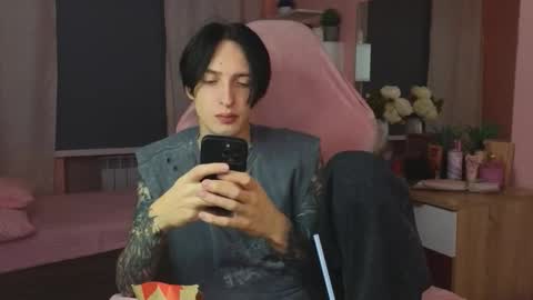 Alex online show from 11.20.25