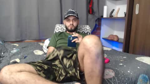 Snapshot of alexxx1106 chatting on 12.13.24 alexxx1106 online show from 12.13.24