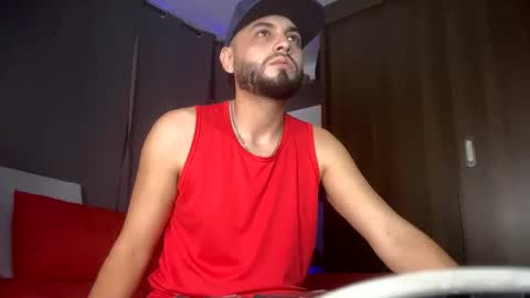 Snapshot of alexxx1106 chatting on 01.05.25 alexxx1106 online show from 01.05.25