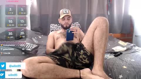 Snapshot of alexxx1106 chatting on 01.22.25 alexxx1106 online show from 01.22.25