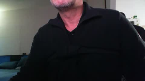 Snapshot of alexxx444704660 chatting on 11.27.25 Alexxx1908 online show from 11.27.25