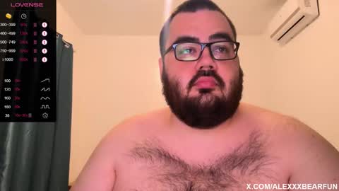 Snapshot of alexxxbear chatting on 01.16.26 alexxxbear online show from 01.16.26