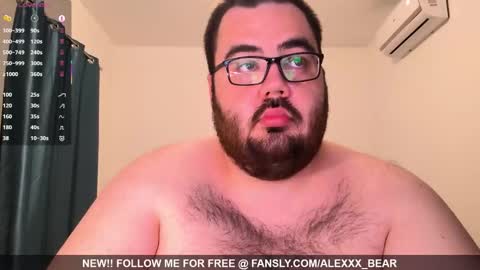 Snapshot of alexxxbear chatting on 02.06.26 alexxxbear online show from 02.06.26
