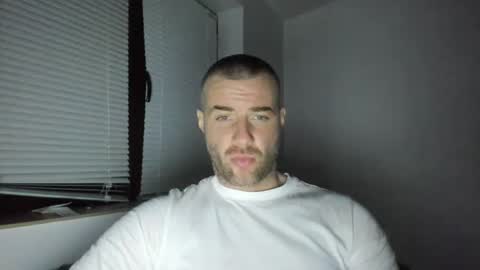 Snapshot of alfiesolomons87 chatting on 02.20.25 alfiesolomons87 online show from 02.20.25
