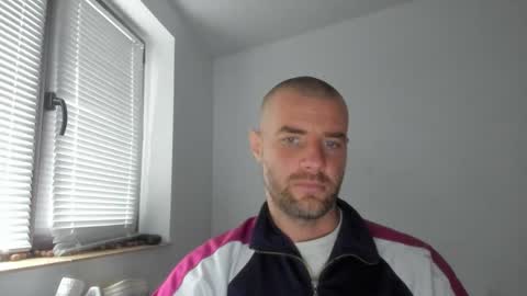 Snapshot of alfiesolomons87 chatting on 10.07.25 alfiesolomons87 online show from 10.07.25