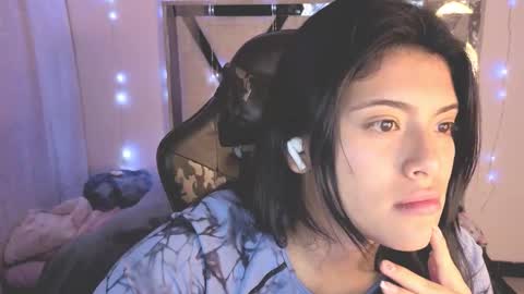 Snapshot of alfresii_rivera chatting on 09.08.25 Carolina Join The Fan Club  online show from 09.08.25