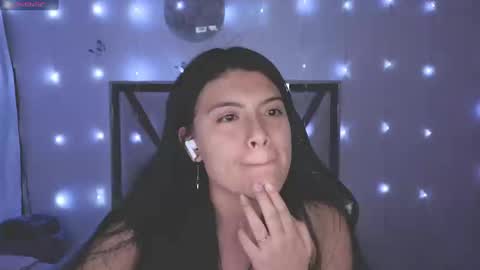 Snapshot of alfresii_rivera chatting on 10.27.25 Carolina Join The Fan Club  online show from 10.27.25