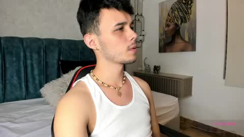 Snapshot of alhan_twink chatting on 06.16.26 ALHAN online show from 06.16.26