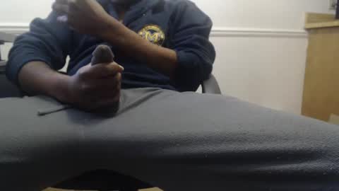 Snapshot of aliasallday chatting on 01.17.25 Alias online show from 01.17.25