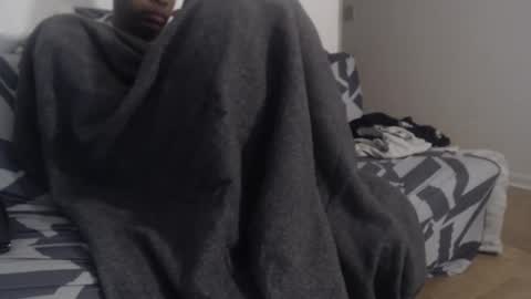 Snapshot of aliasallday chatting on 02.05.25 Alias online show from 02.05.25