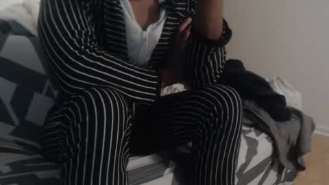 Snapshot of aliasallday chatting on 02.20.25 Alias online show from 02.20.25