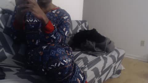 Snapshot of aliasallday chatting on 02.26.25 Alias online show from 02.26.25