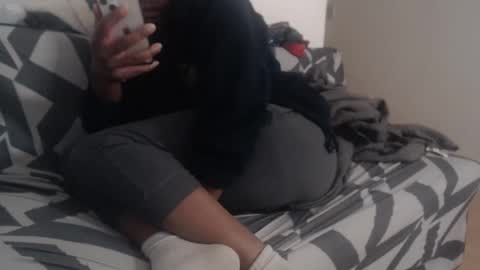 Snapshot of aliasallday chatting on 02.27.25 Alias online show from 02.27.25