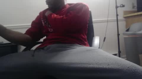 Snapshot of aliasallday chatting on 03.11.25 Alias online show from 03.11.25