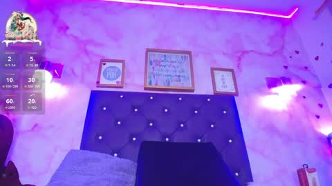 Snapshot of alicceblack8 chatting on 12.29.24 AlicceBlack8 online show from 12.29.24