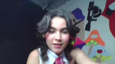 Snapshot of alice14cullen chatting on 12.16.24 alice online show from 12.16.24