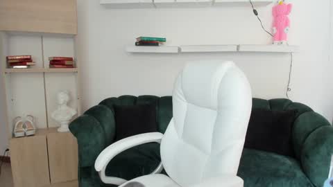 Alice online show from 12.11.24