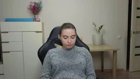 Snapshot of alice_________________________ chatting on 02.09.26 Alice online show from 02.09.26