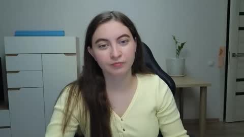 Snapshot of alice_________________________ chatting on 02.24.26 Alice online show from 02.24.26