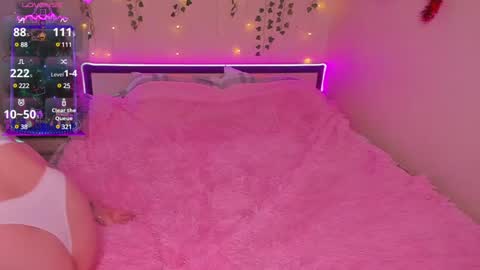 Alice   Miss online show from 12.21.24