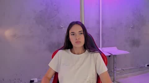 Snapshot of alice__susan chatting on 02.17.26 Alice Susan online show from 02.17.26