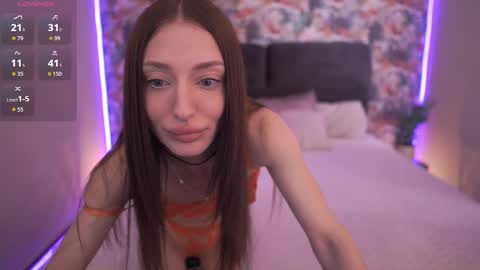 Snapshot of alice_arwen_ chatting on 04.07.26 Alice online show from 04.07.26