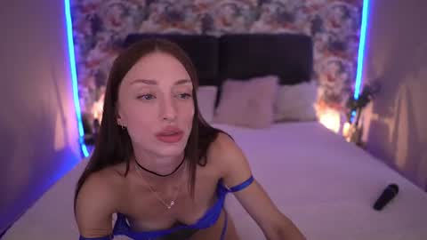 Snapshot of alice_arwen_ chatting on 07.06.26 Alice online show from 07.06.26
