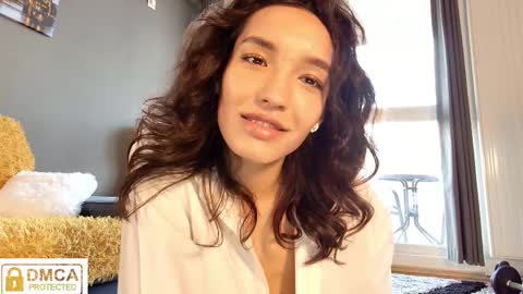 A R Y A  T I A online show from 02.09.25