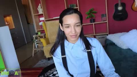 A R Y A  T I A online show from 02.19.25