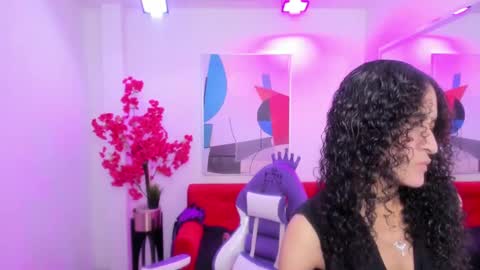 Snapshot of alice_candace chatting on 03.11.25 Alice online show from 03.11.25