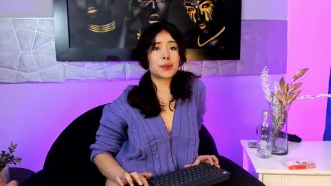  Alice Evans online show from 01.08.25