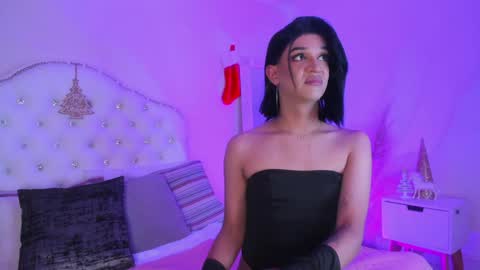 Alice Graay  online show from 12.27.24