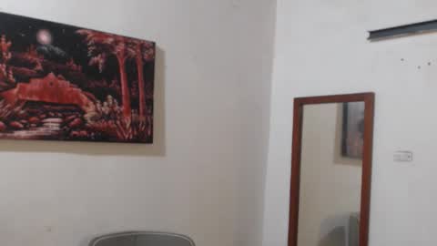 Snapshot of alice_julls chatting on 11.14.25 alice online show from 11.14.25