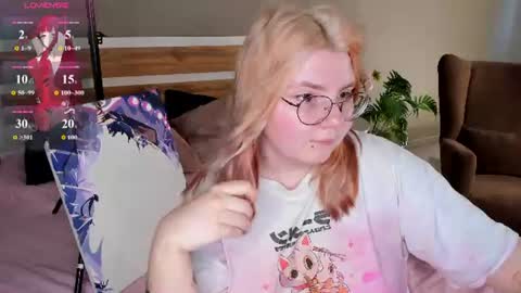 Snapshot of alice_kitagawa chatting on 07.03.26 Alice online show from 07.03.26